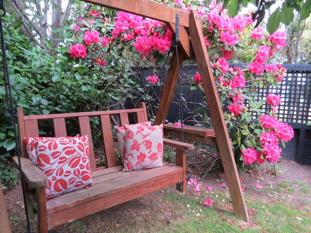 The Loft Bed And Breakfast Taupo Exterior photo